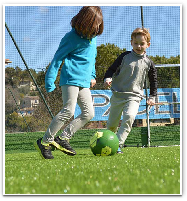 description de l'espace multi activités du Padel Riviera Mougins